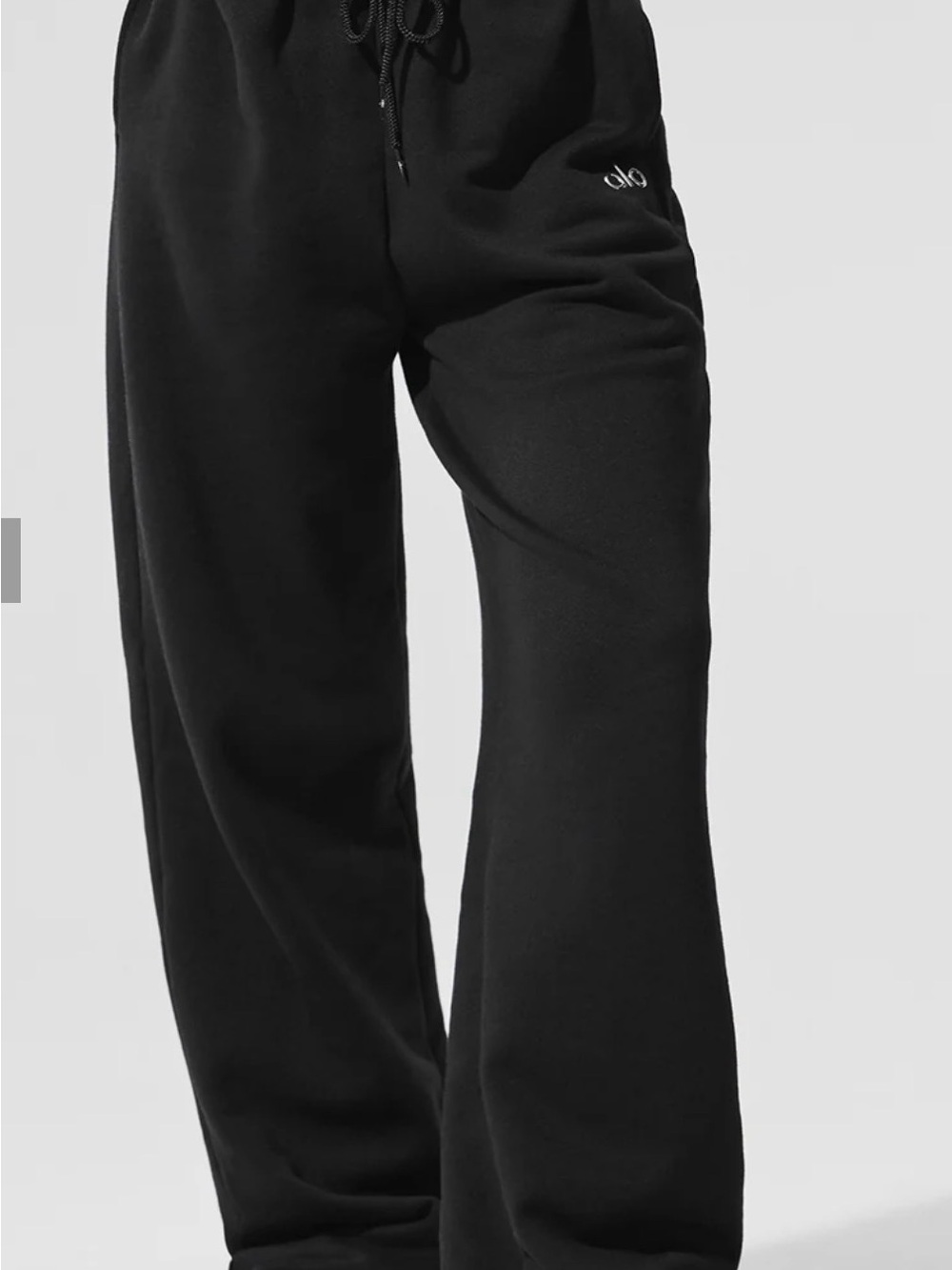 ALO Accolade Straight Leg Sweatpant - Black